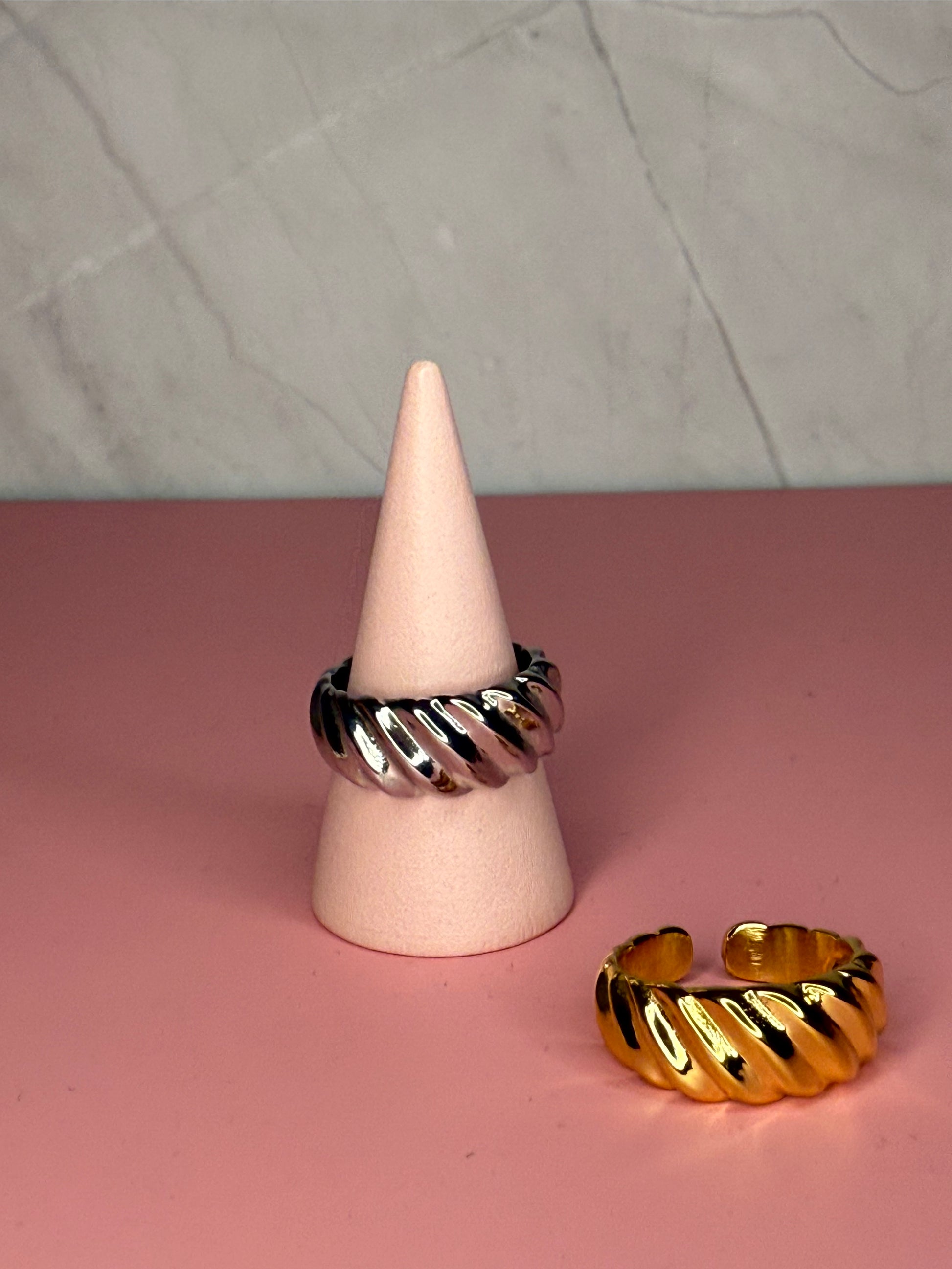 Anello Croissant