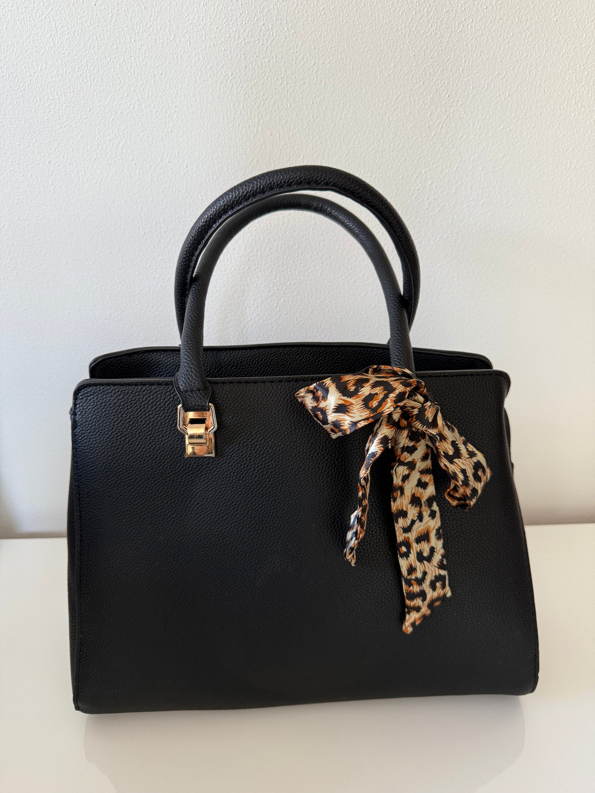 Borsa Anna