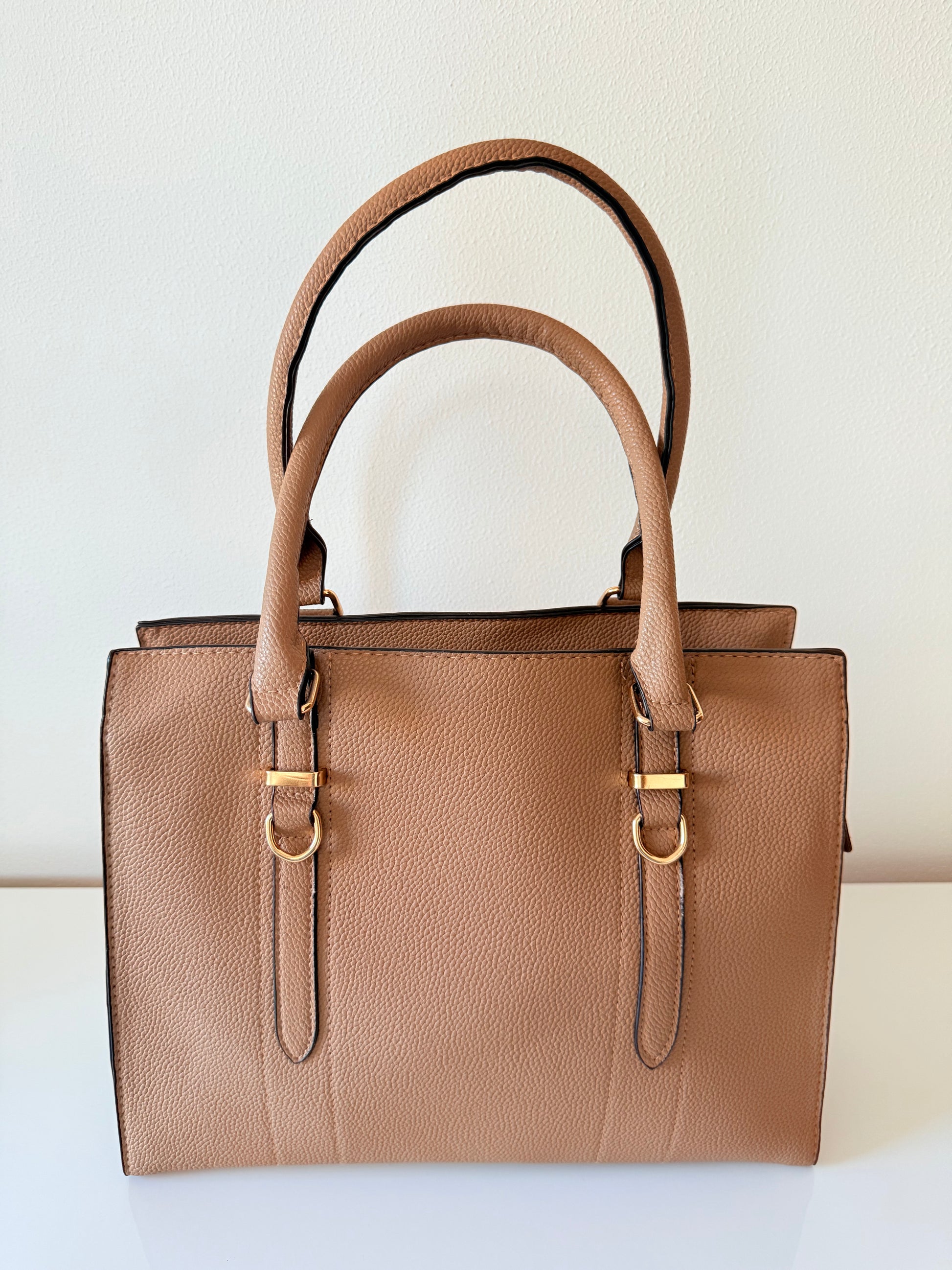 Borsa Carla