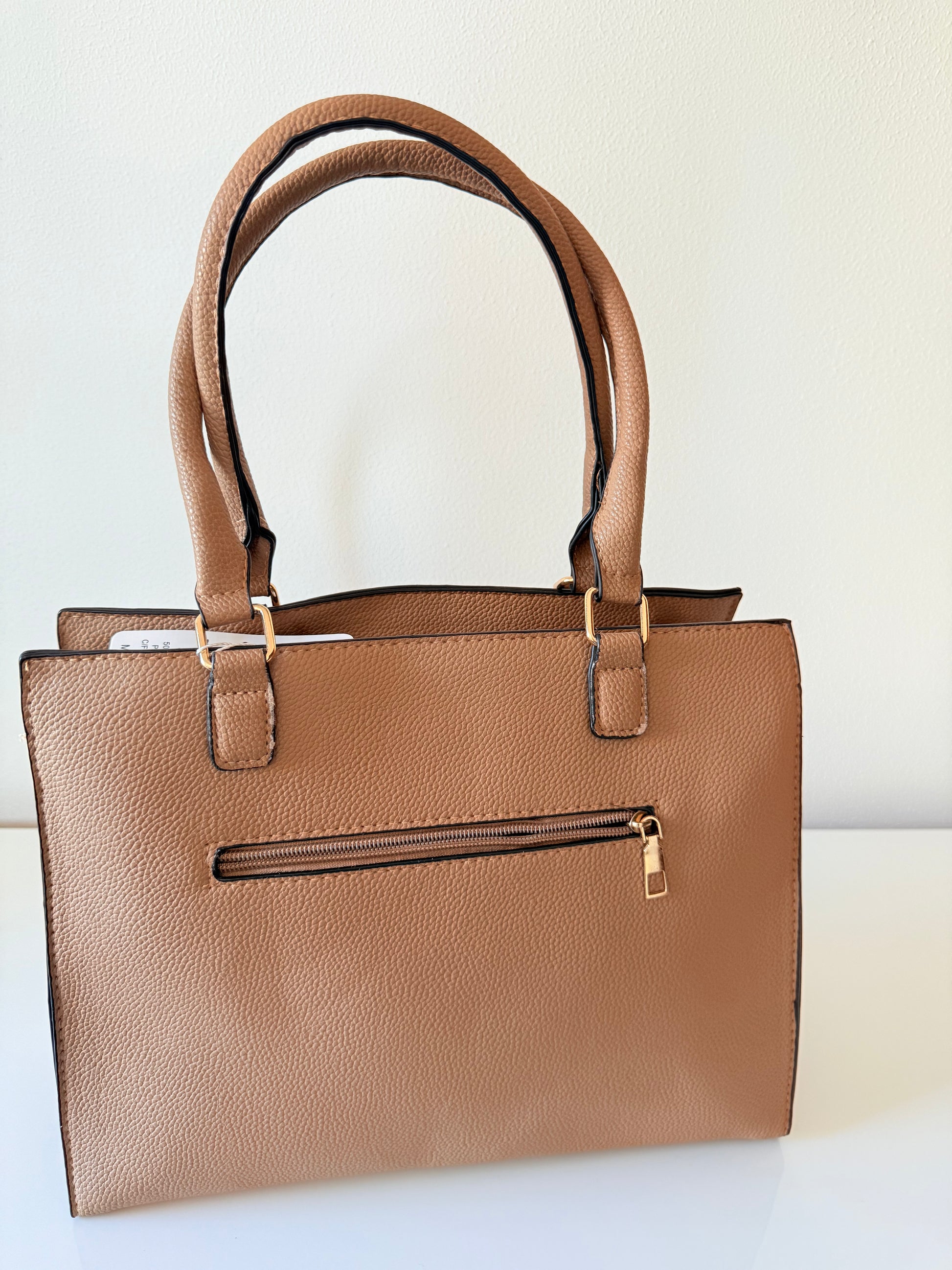 Borsa Carla