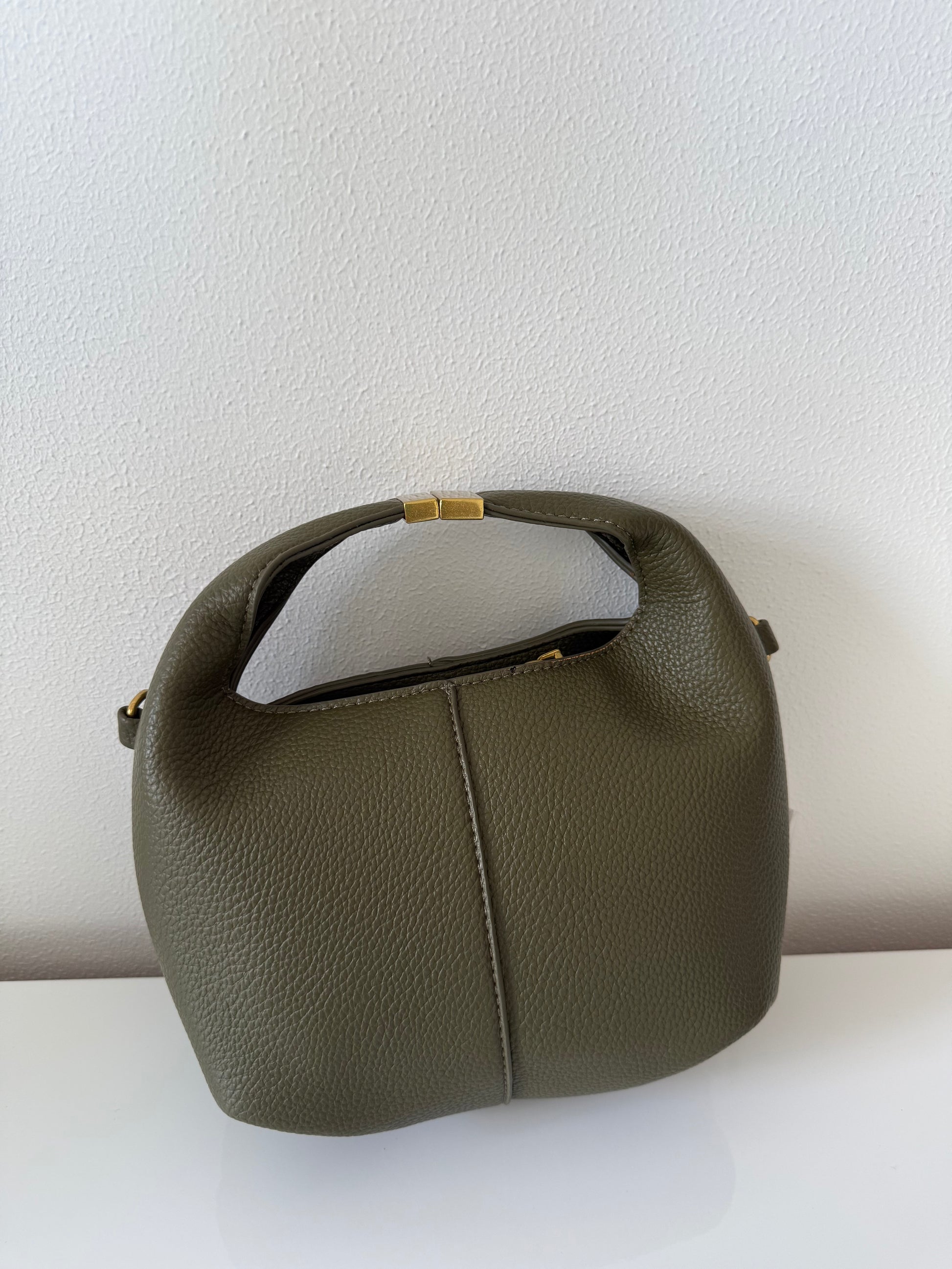 Borsa Hazul
