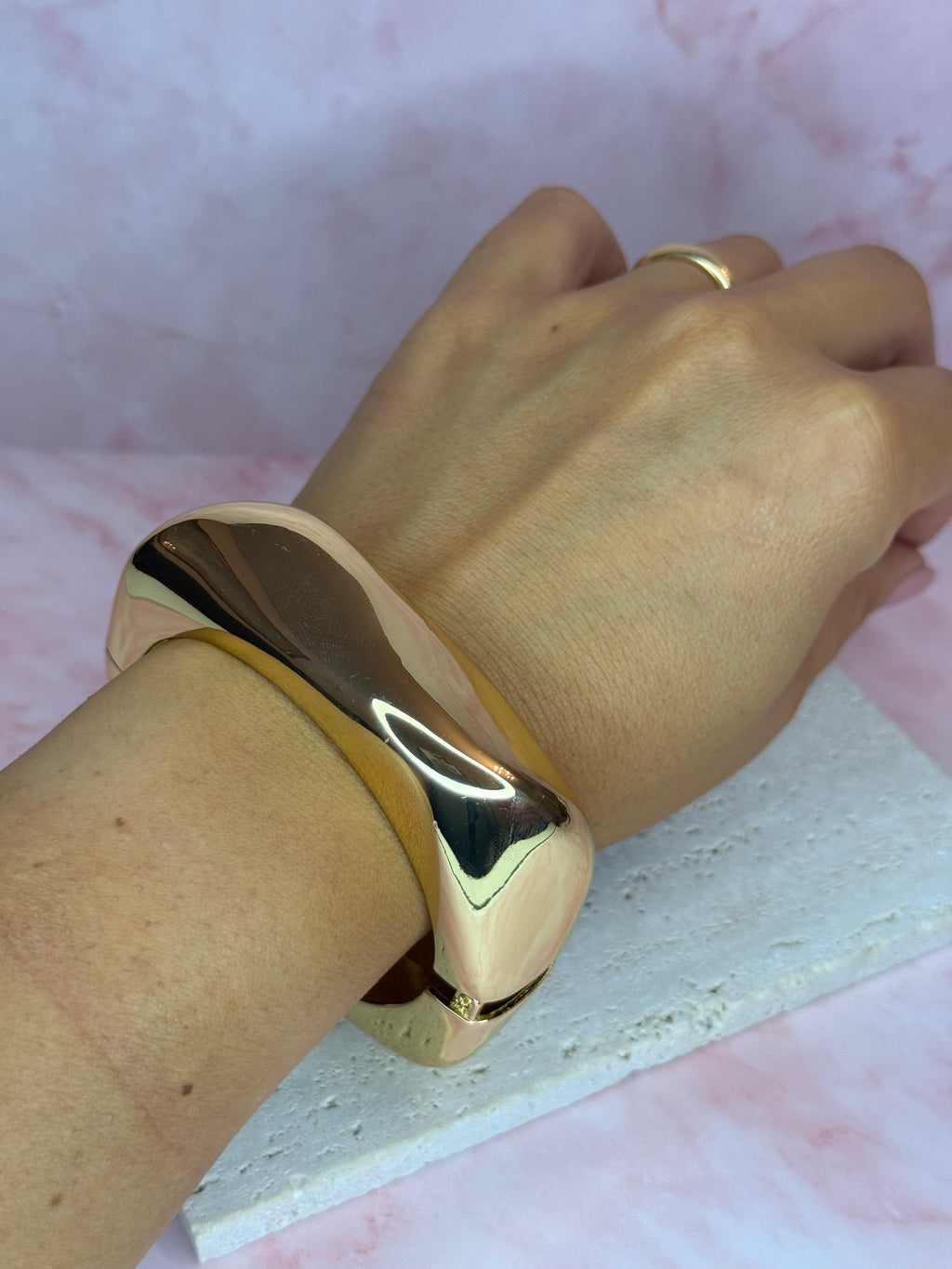 Bracciale rigido Quadra