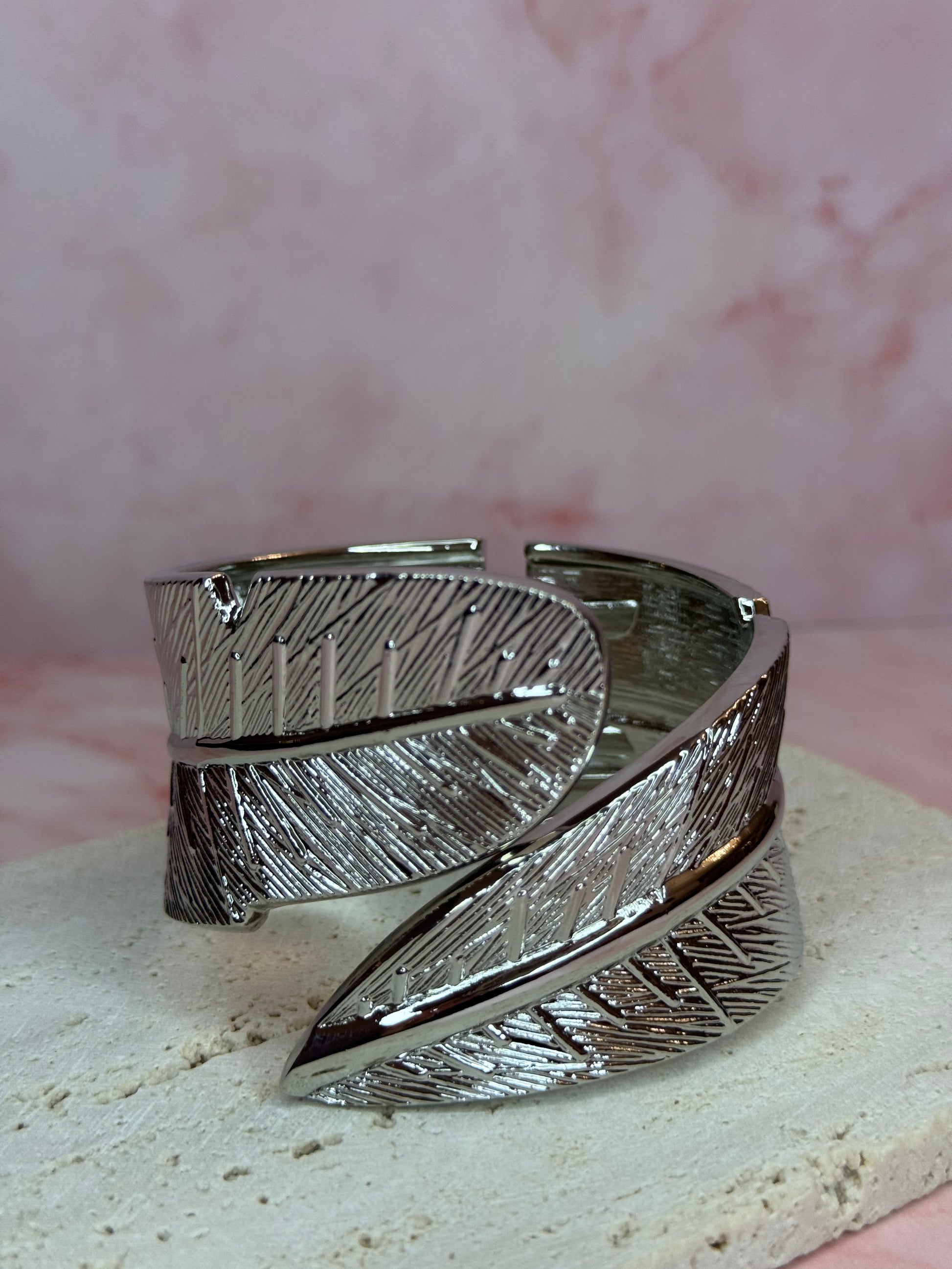 Bracciale rigido Foglie