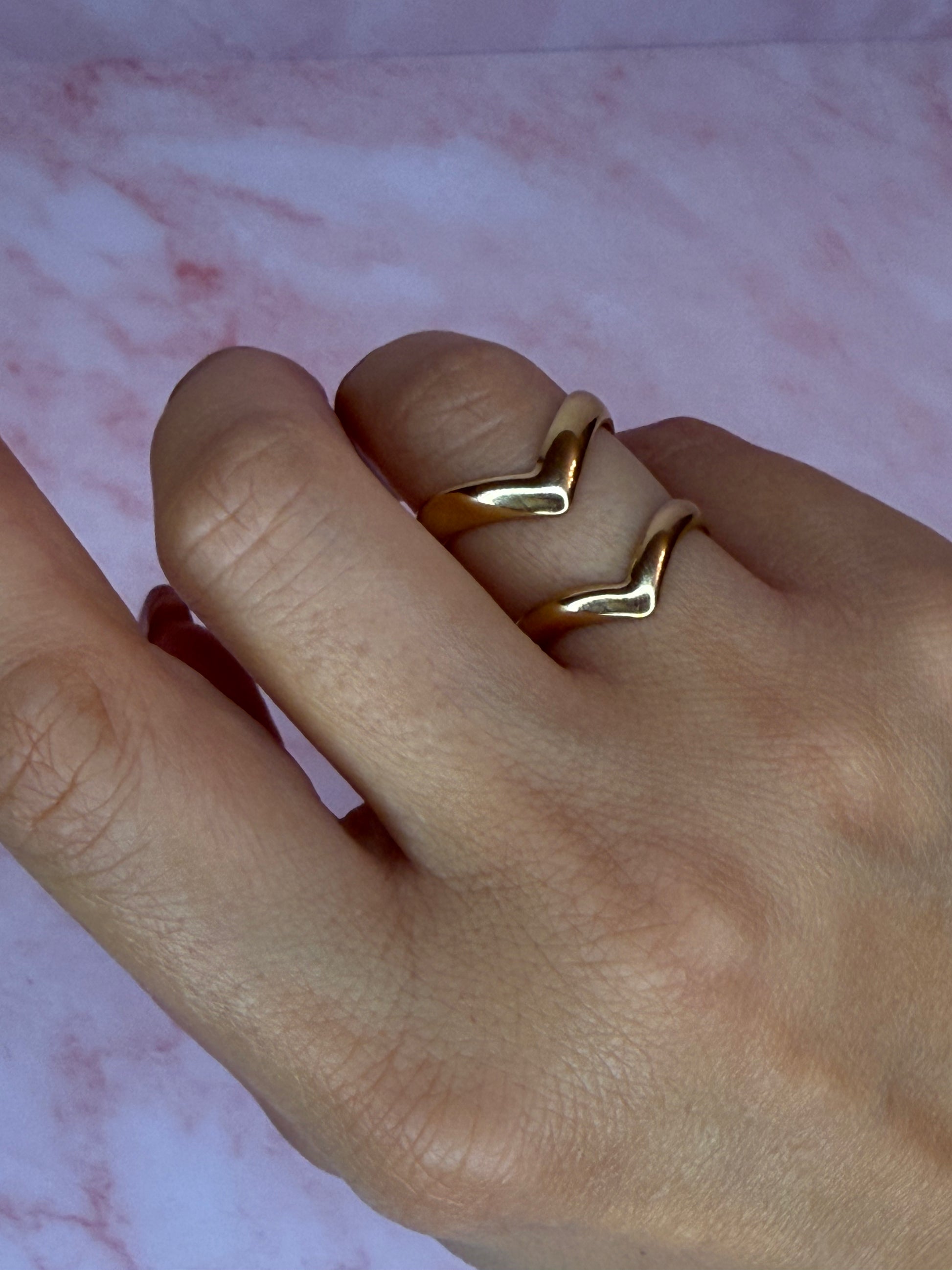 Anello W
