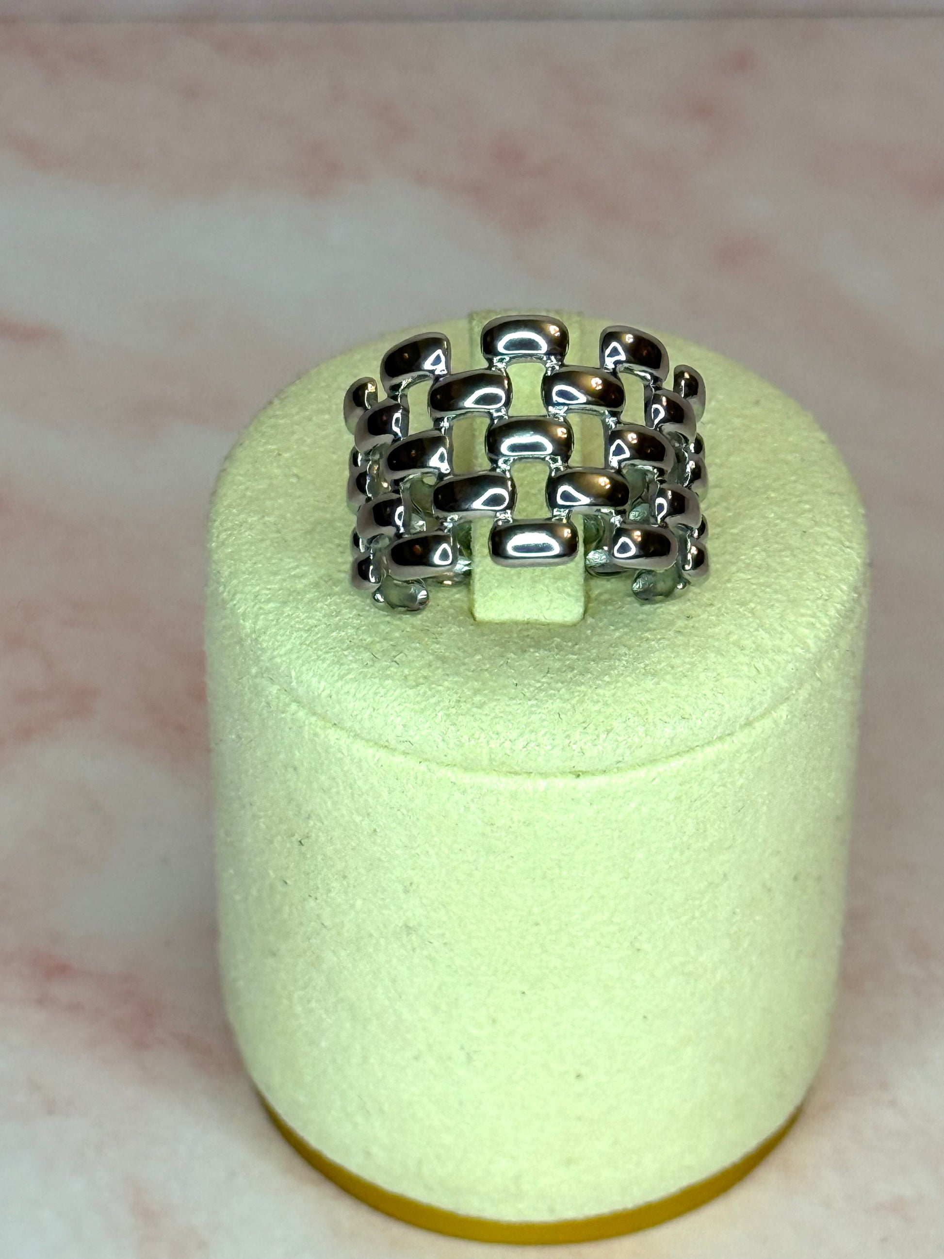 Anello Margaret