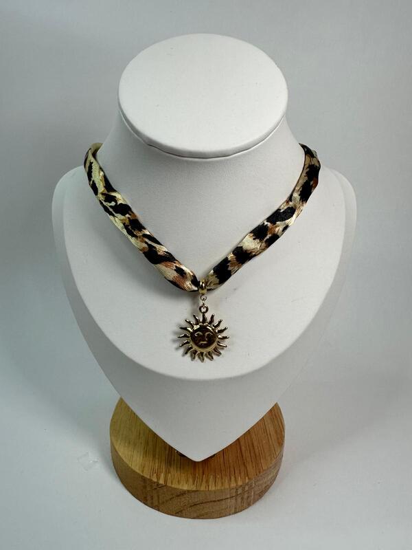 Choker sole maculato