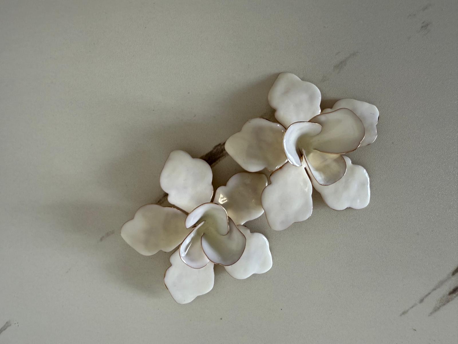 Orecchini Fiore bianco
