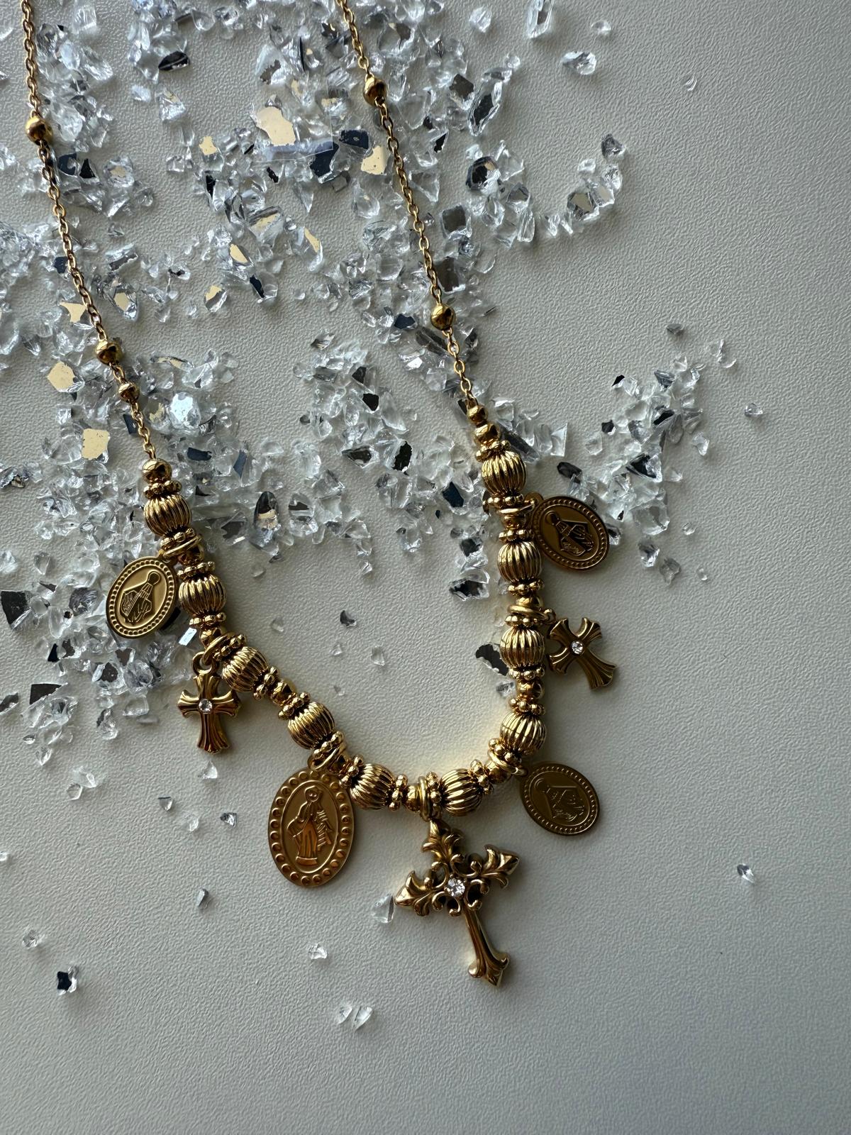 Collana Sacrament
