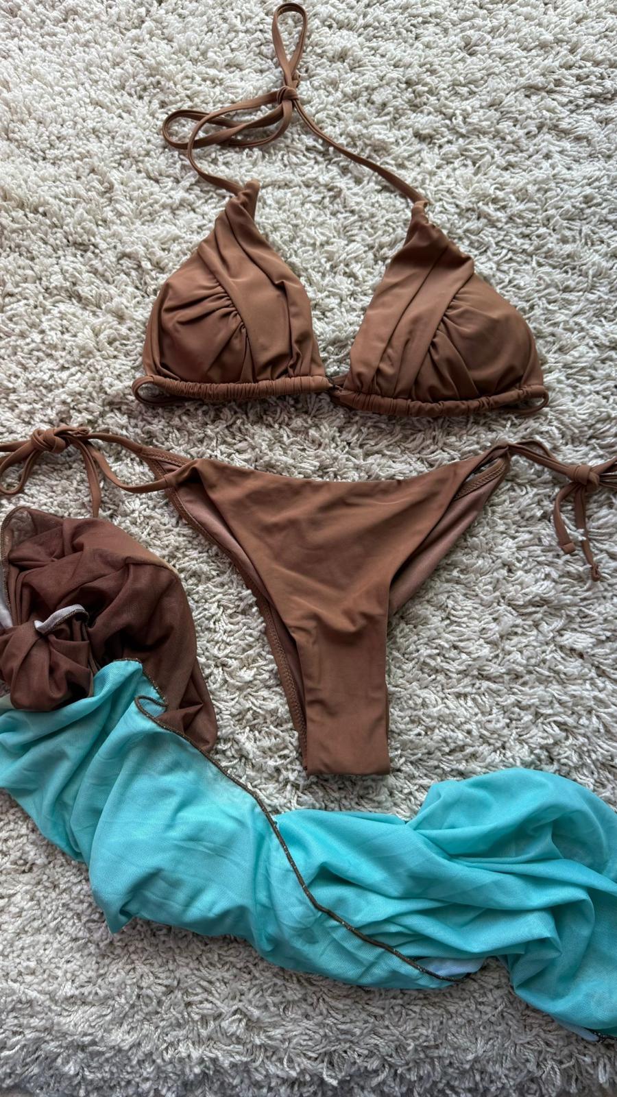 Costume + gonna Puertorico