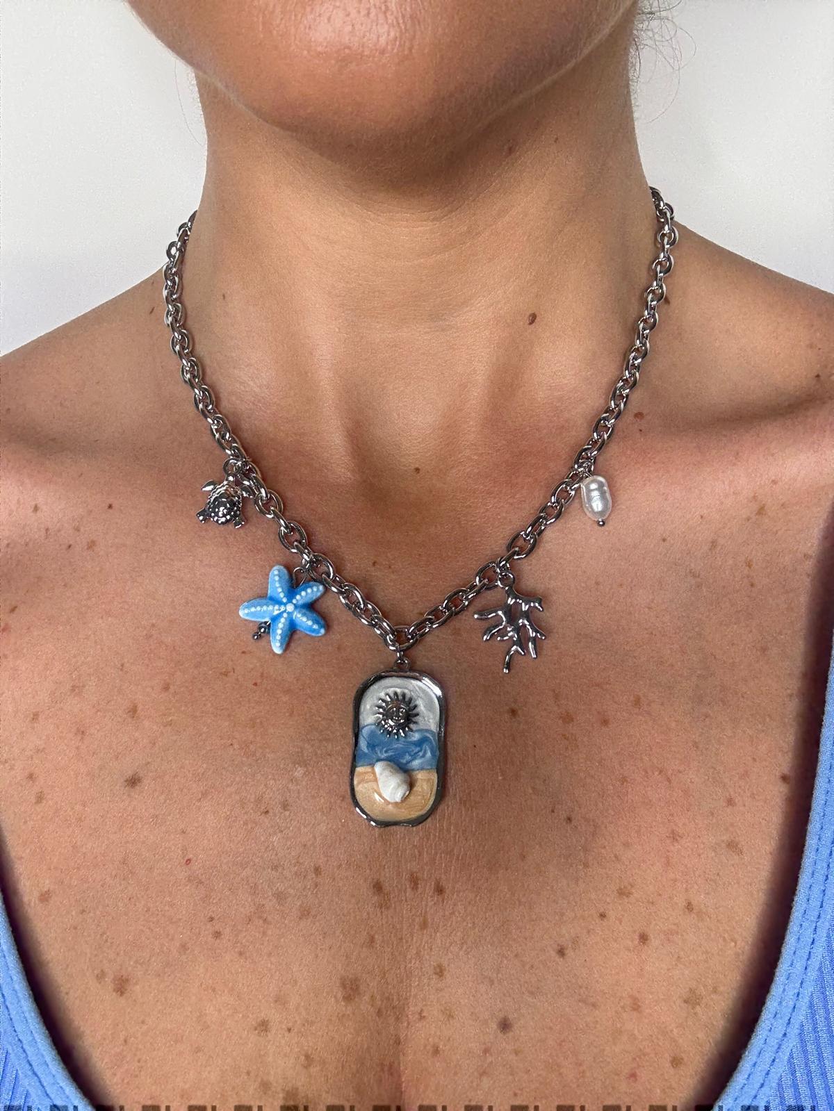 Collana Tag