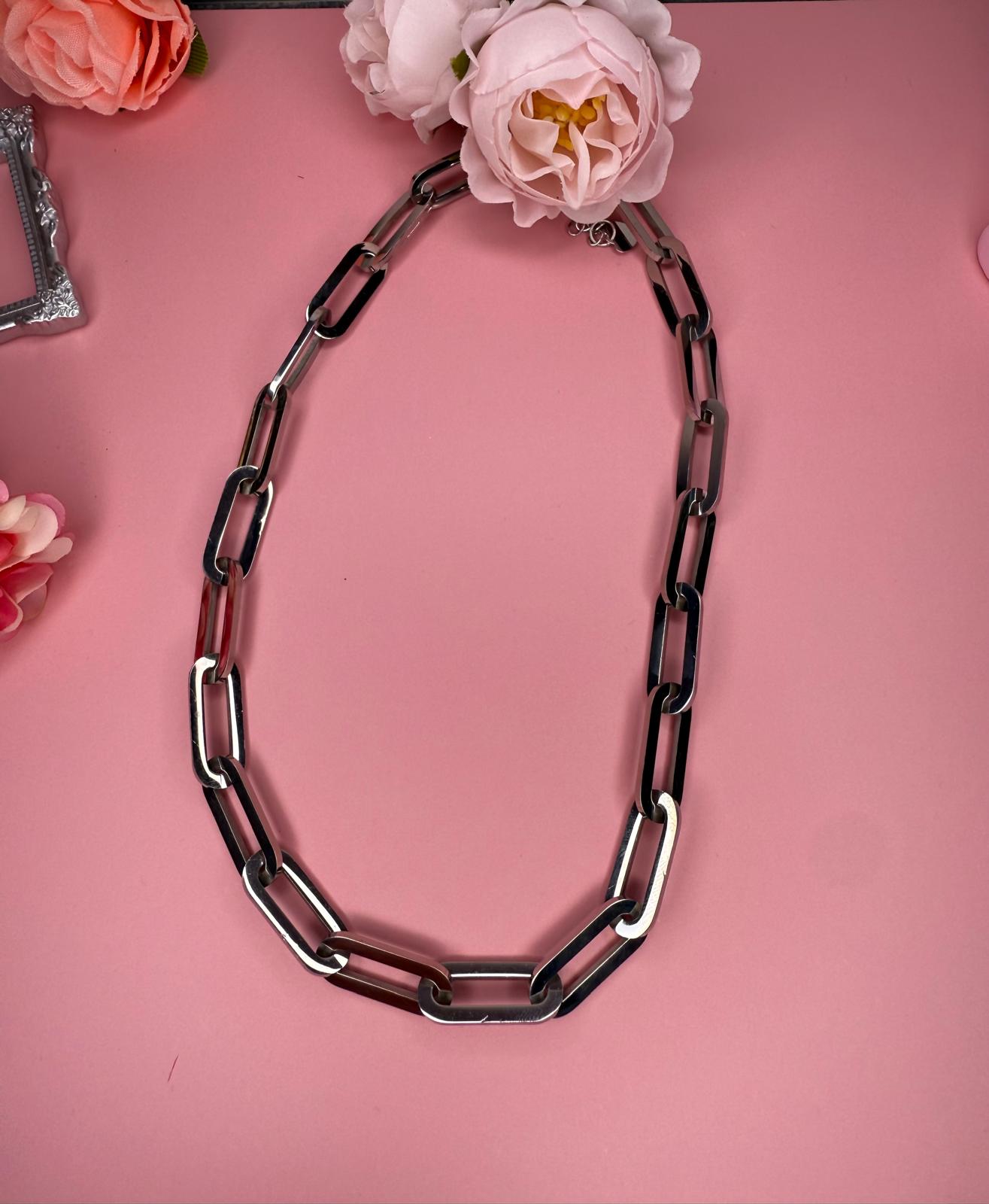 Collana cate