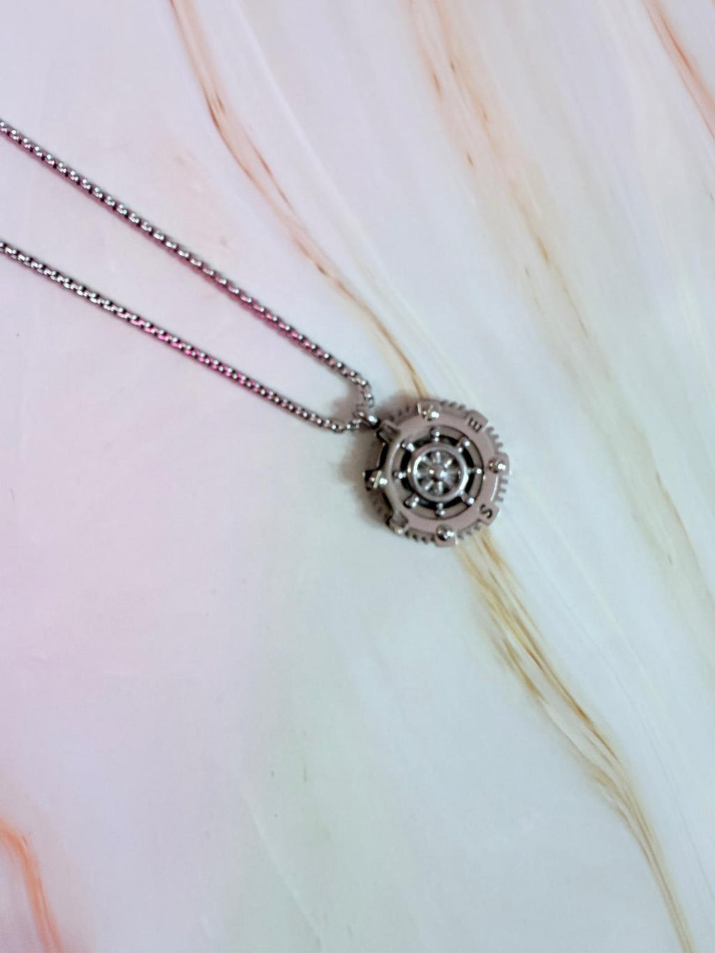 Collana uomo Rosa dei venti